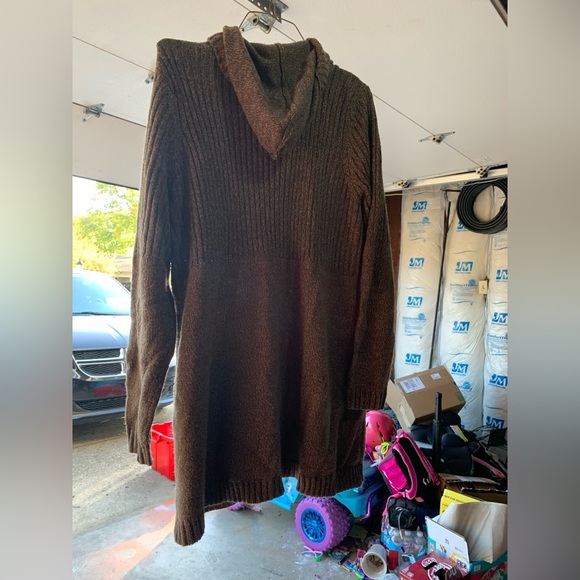 Cardigan - Picture 2 of 3